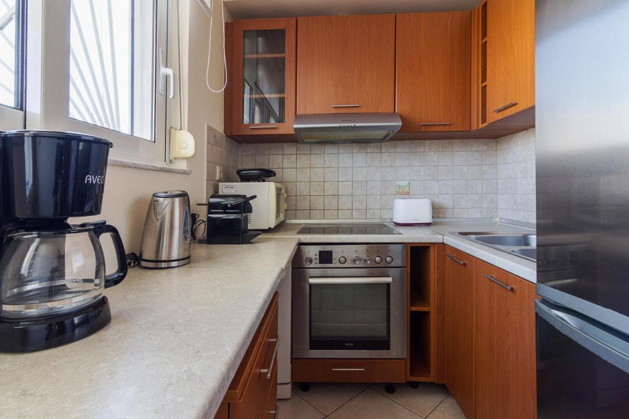 Comfort Apartment In Koukaki Athens Exterior photo