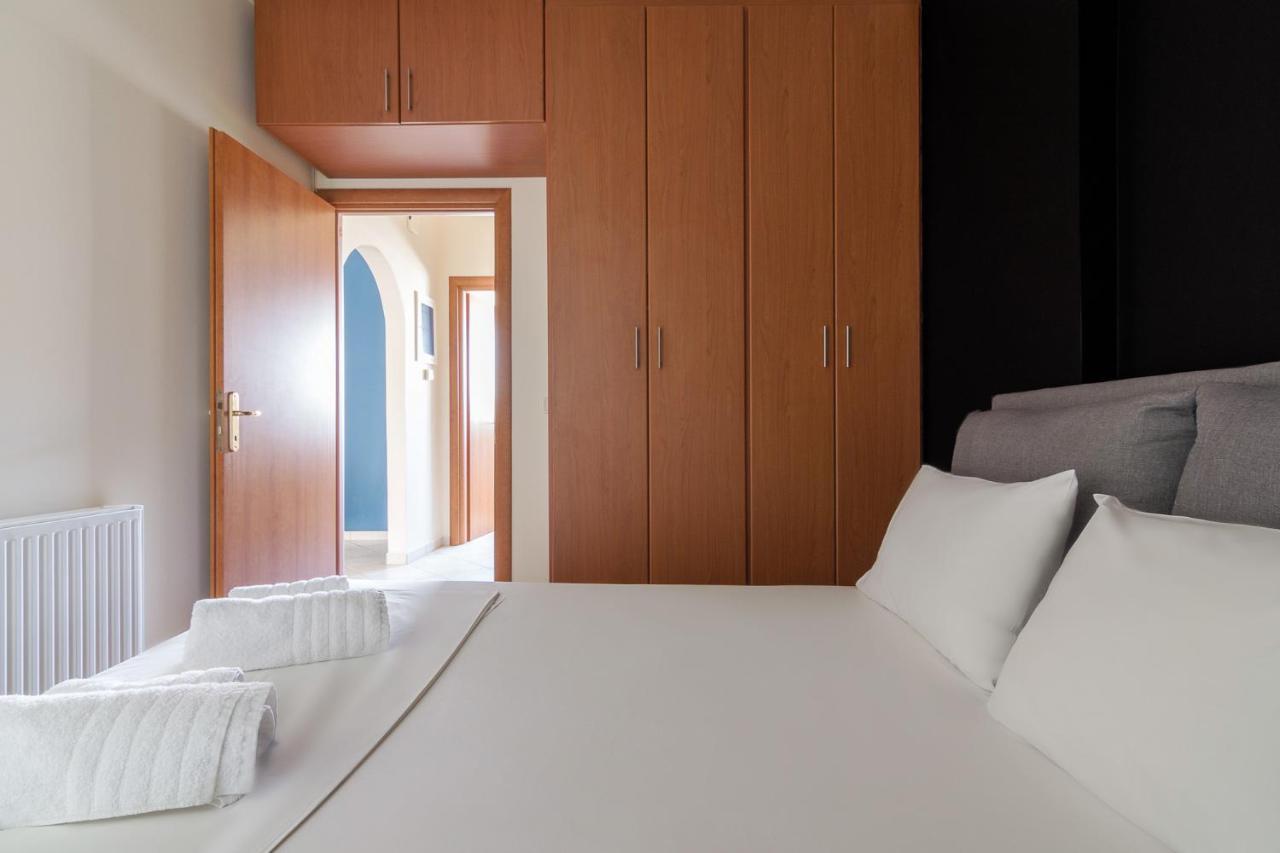 Comfort Apartment In Koukaki Athens Exterior photo