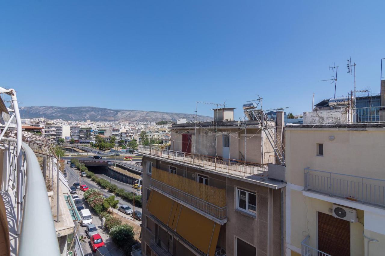 Comfort Apartment In Koukaki Athens Exterior photo