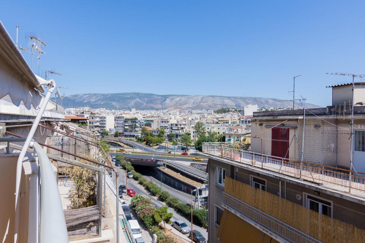 Comfort Apartment In Koukaki Athens Exterior photo