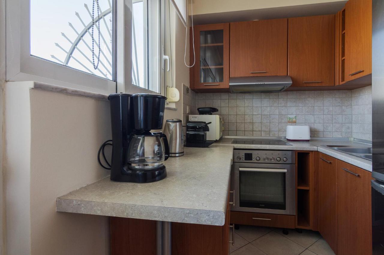 Comfort Apartment In Koukaki Athens Exterior photo